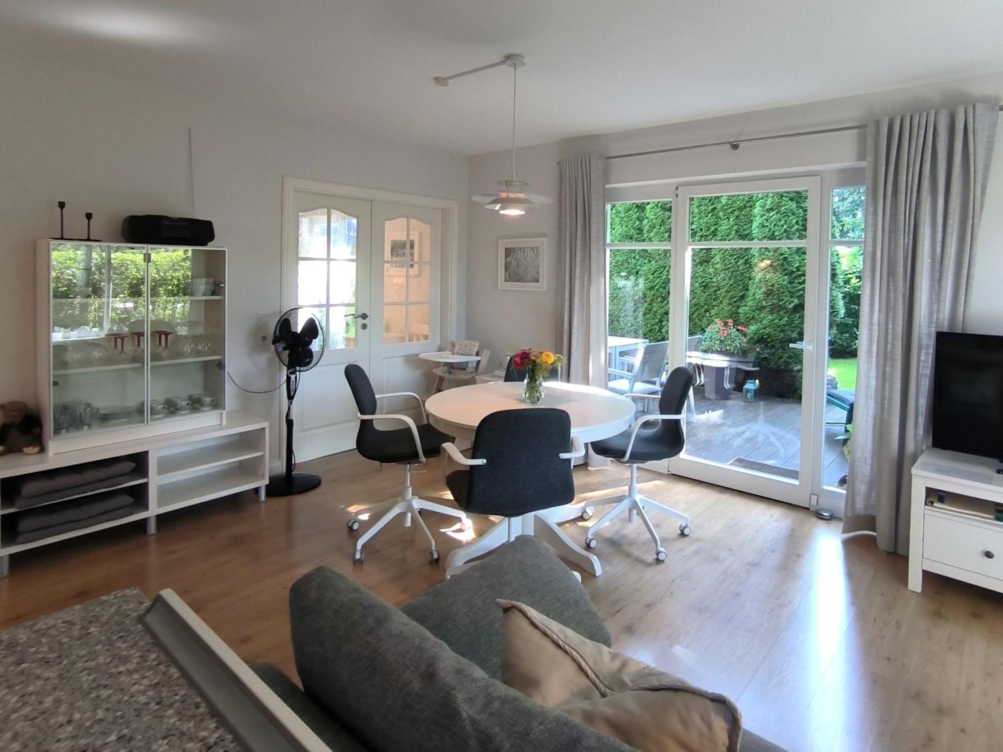 Ferienhaus Inger - Stilvolles Und Modernes Ferienhaus Mit Terrasse Und Gartennutzung Tarp Esterno foto